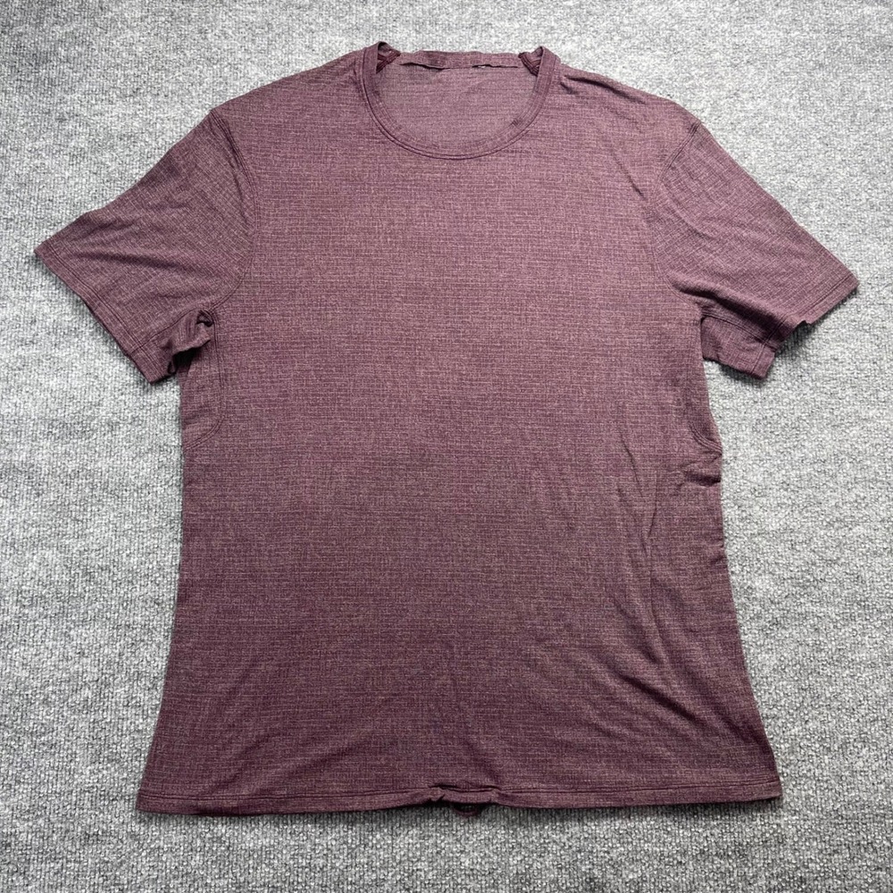 Lululemon In Mind Short Sleeve Shirt Mens Small Burgundy Heathered Yoga Tee